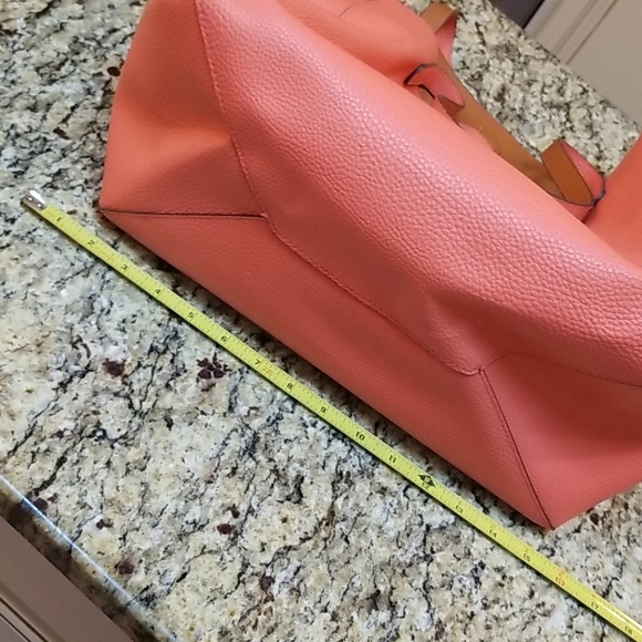 HUGE Tote! Easy to store...grocery shop in style! - Picture 7 of 13